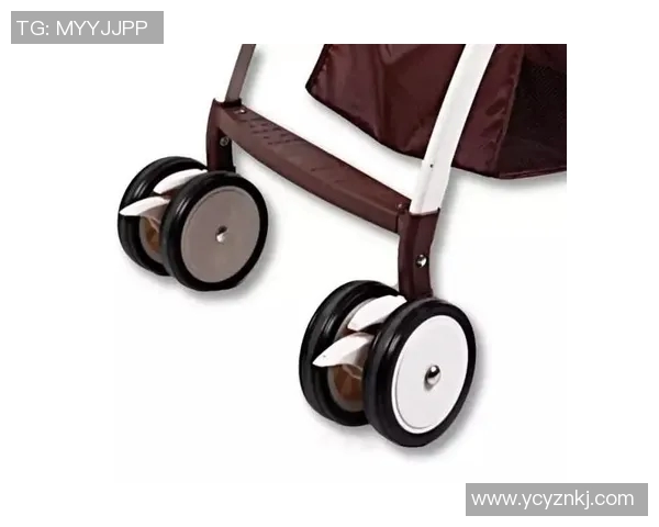 足球明星亲子时光分享婴儿手推车的选择与使用技巧