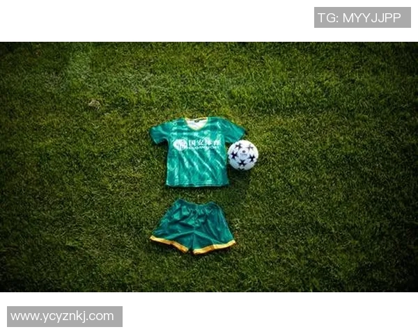 足球明星必备的训练装备和个人用品全解析